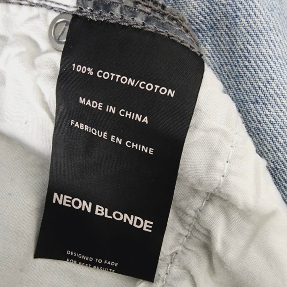 Neon Blonde NWT Size 26 Blue Siren Jeans High Rise Distressed Raw Hem Embroidery - Picture 11 of 14